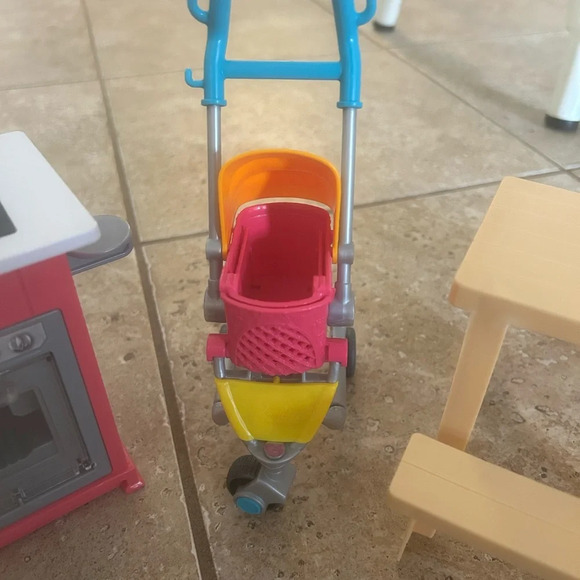 Barbie Lot of picnic table, dog stroller, oven - Picture 8 of 12